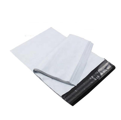 Sacs de courrier compostables en plastique de couleur pour l'emballage des colis